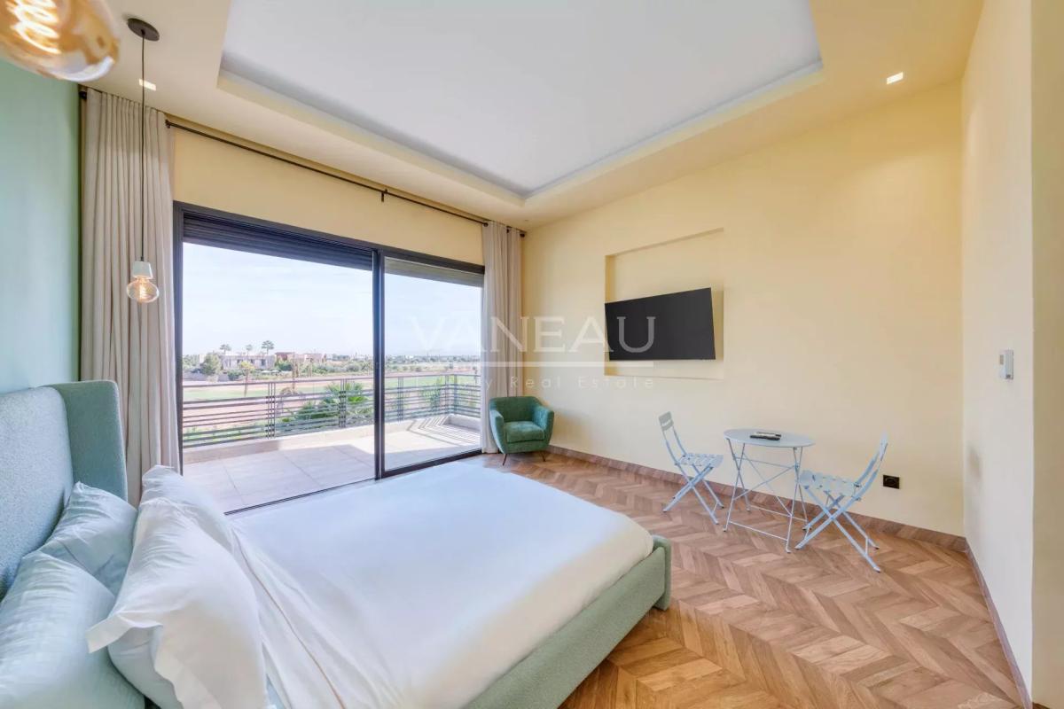 Villa au coeur d'un prestigieux golf