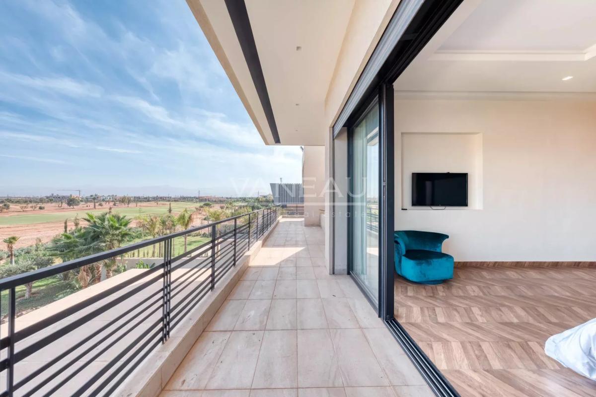 Villa au coeur d'un prestigieux golf