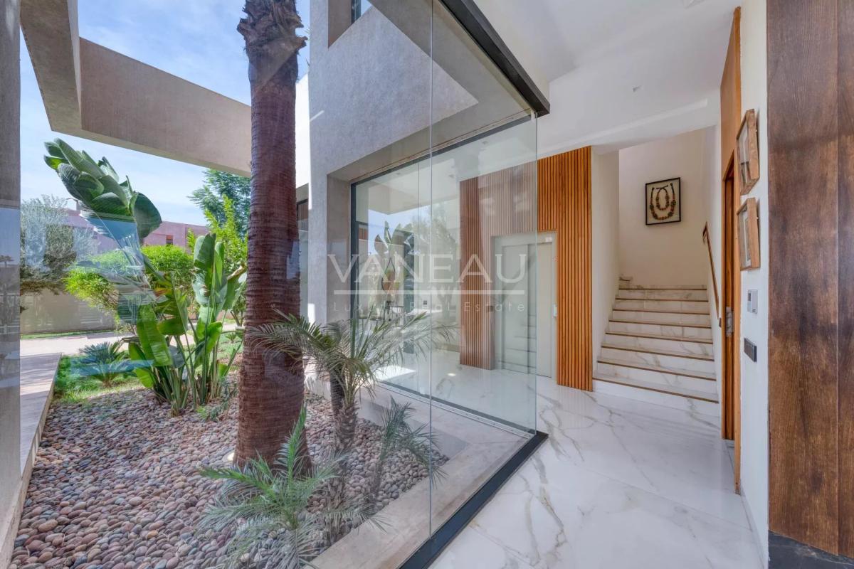 Villa au coeur d'un prestigieux golf