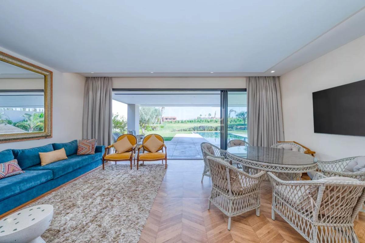 Villa au coeur d'un prestigieux golf