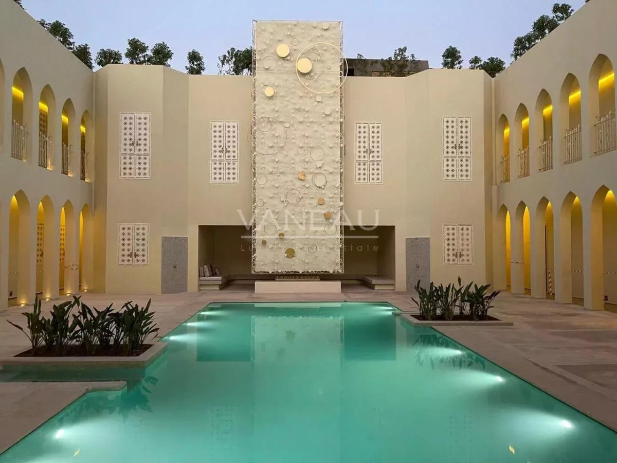 Hotel 36 chambres/ Suites  quartier Agdal