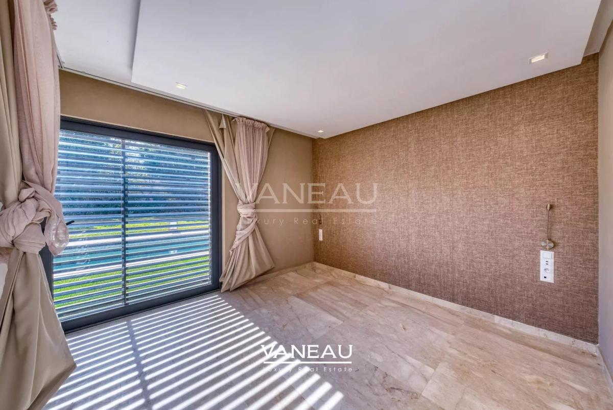 Grande villa en premiere ligne de golf à Almaaden