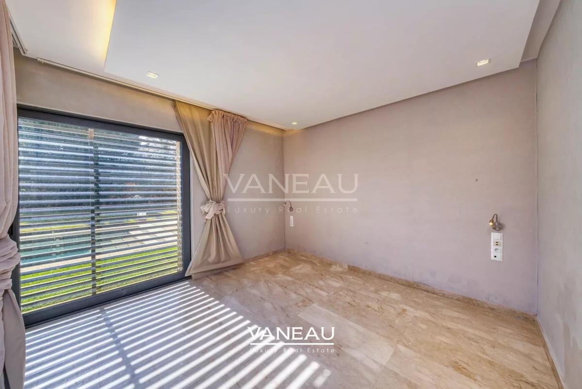 Grande villa en premiere ligne de golf à Almaaden