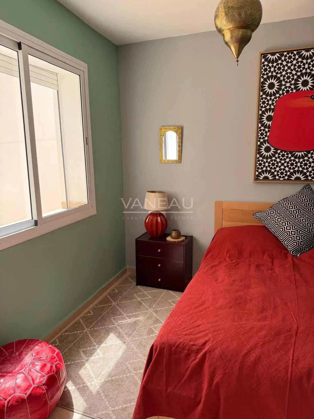 Appartement meublé avec grande terrasse à louer