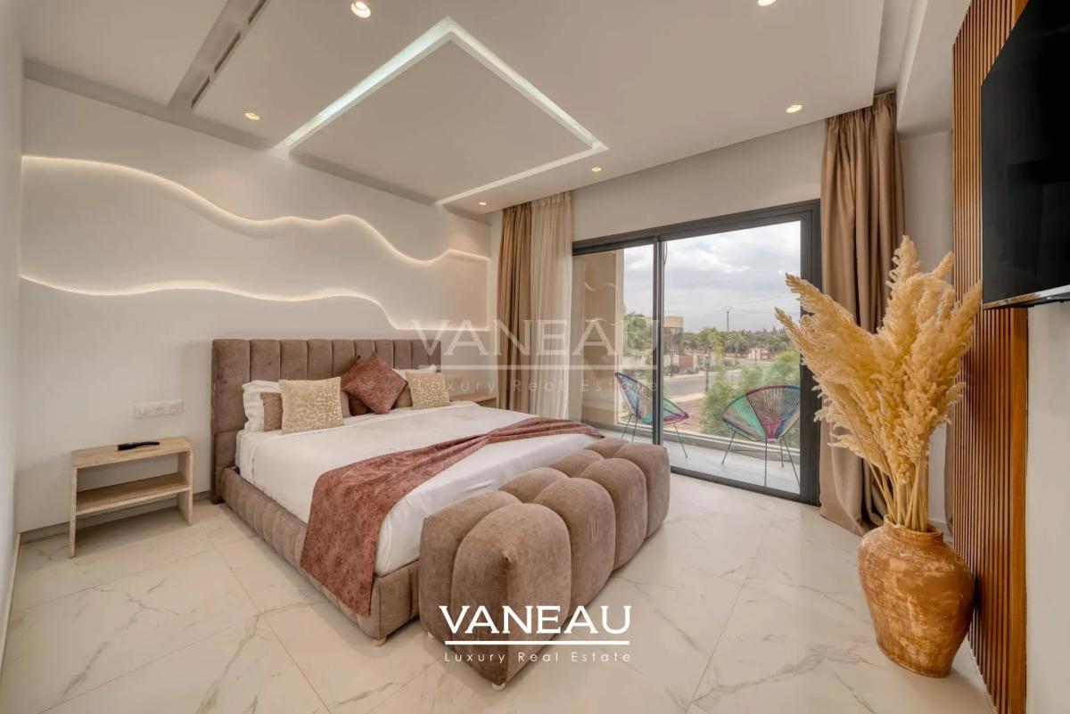 VILLA 4 SUITES AU COEUR D'UN PRESTIGIEUX GOLF