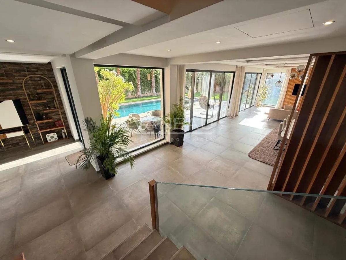 Villa Contemporaine à Vendre route d'Amismiz