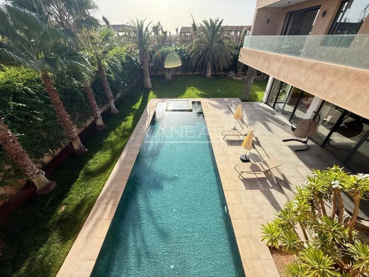 Villa Contemporaine à Vendre route d'Amismiz