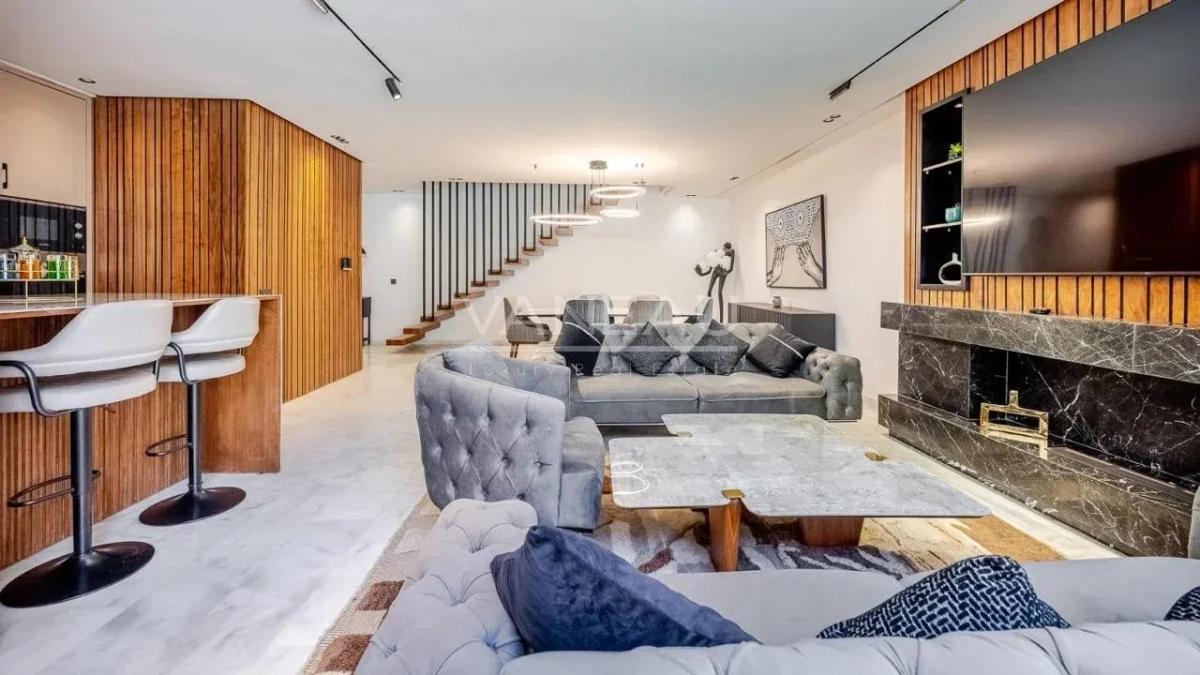 Duplex avec piscine privée – Marrakech