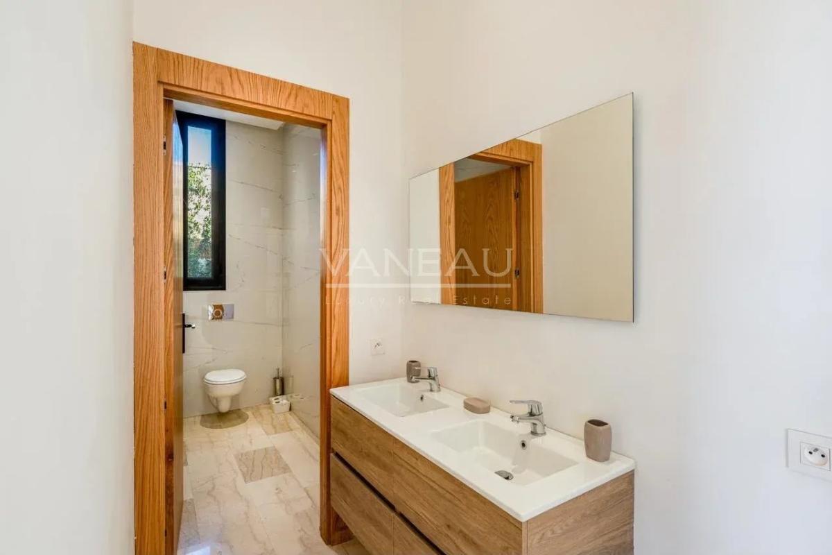 Villa de luxe 5 chambres avec piscine, hammam et cinéma privé