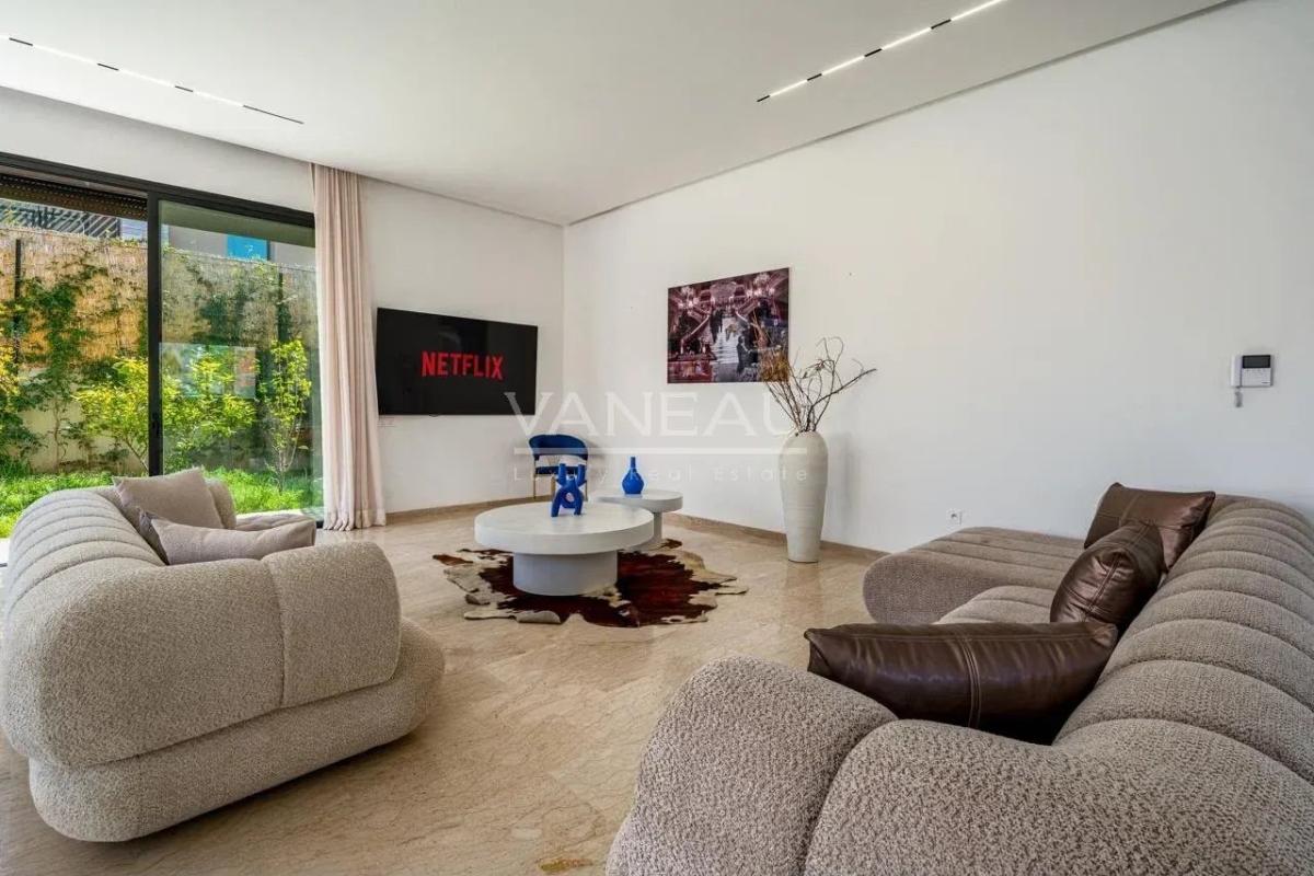Villa de luxe 5 chambres avec piscine, hammam et cinéma privé