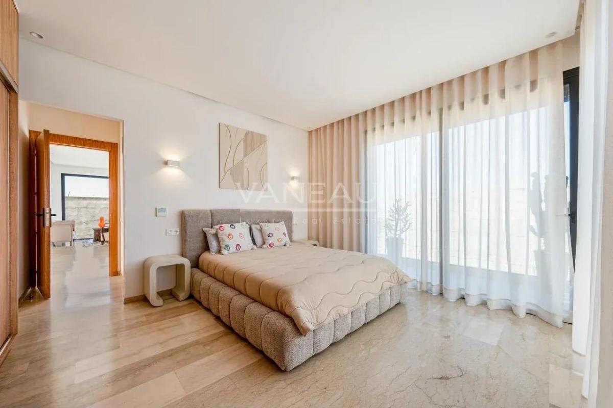 Villa de luxe 5 chambres avec piscine, hammam et cinéma privé