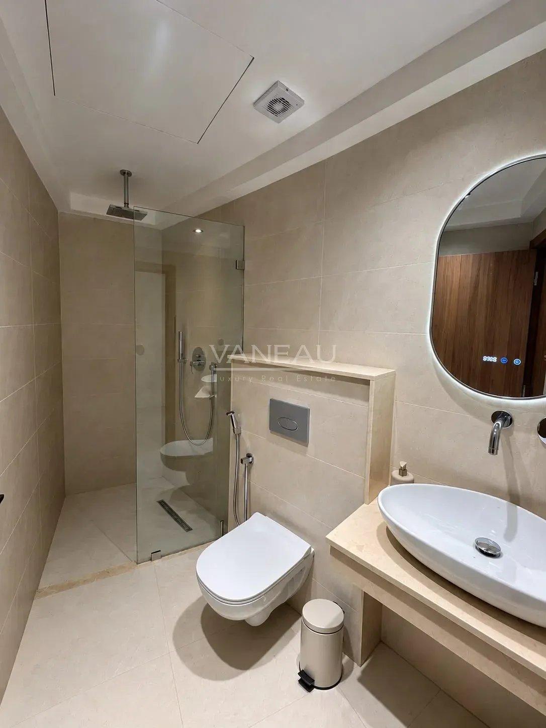 Appartement meublé de 3 chambres avec piscine à 2 minutes de M Avenue