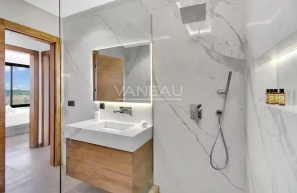 Villa d'Architecte Contemporaine à vendre Amelkis III