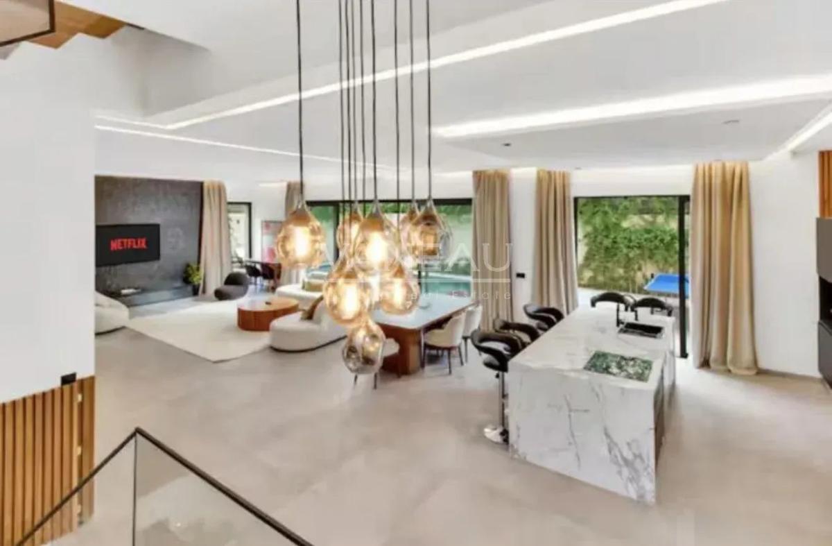 Villa d'Architecte Contemporaine à vendre Amelkis III