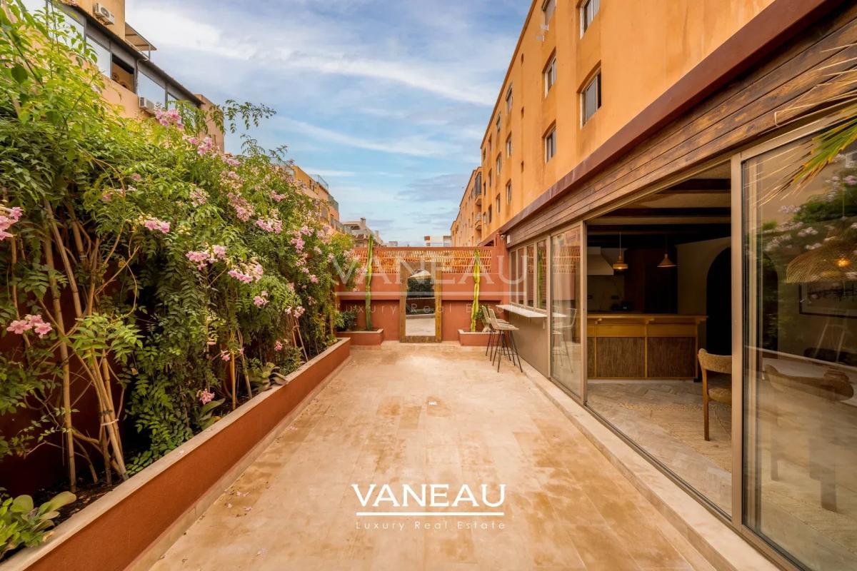Appartement 2 chambres Gueliz avec terrasse privative de 70 m² et bassin
