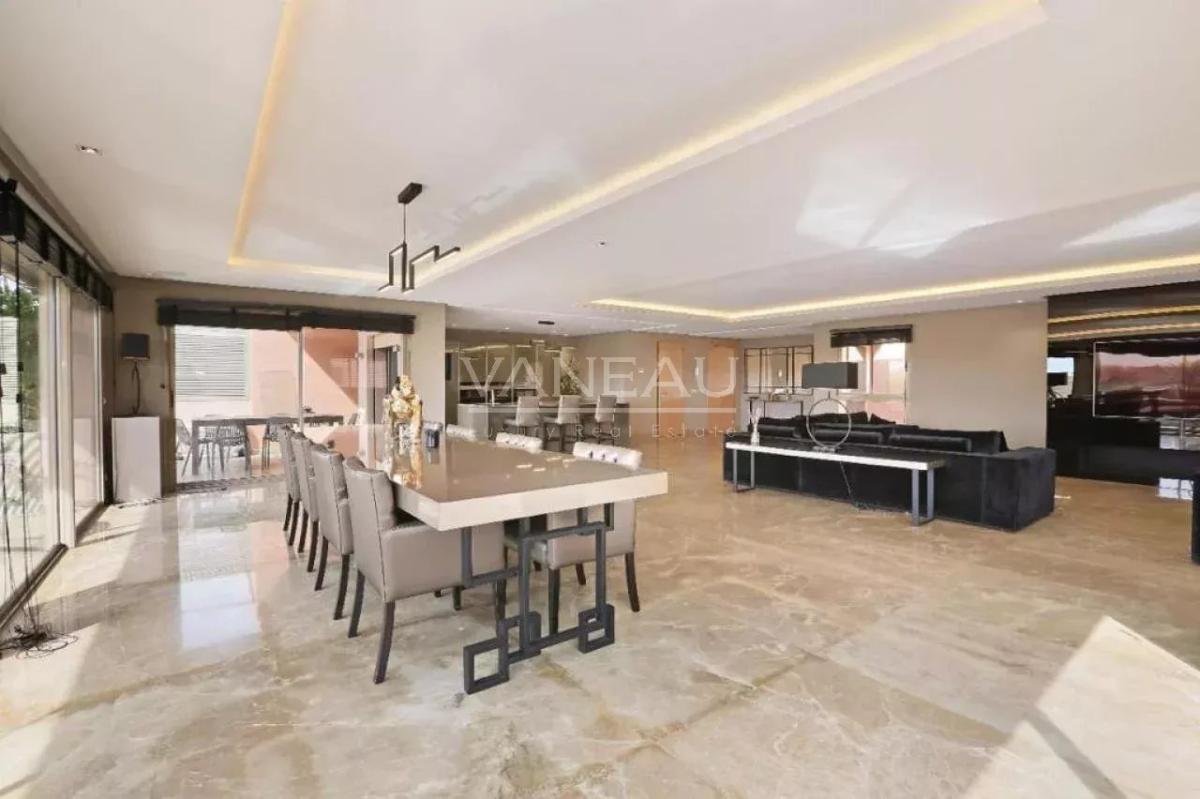 Très bel appartement contemporain sur golf