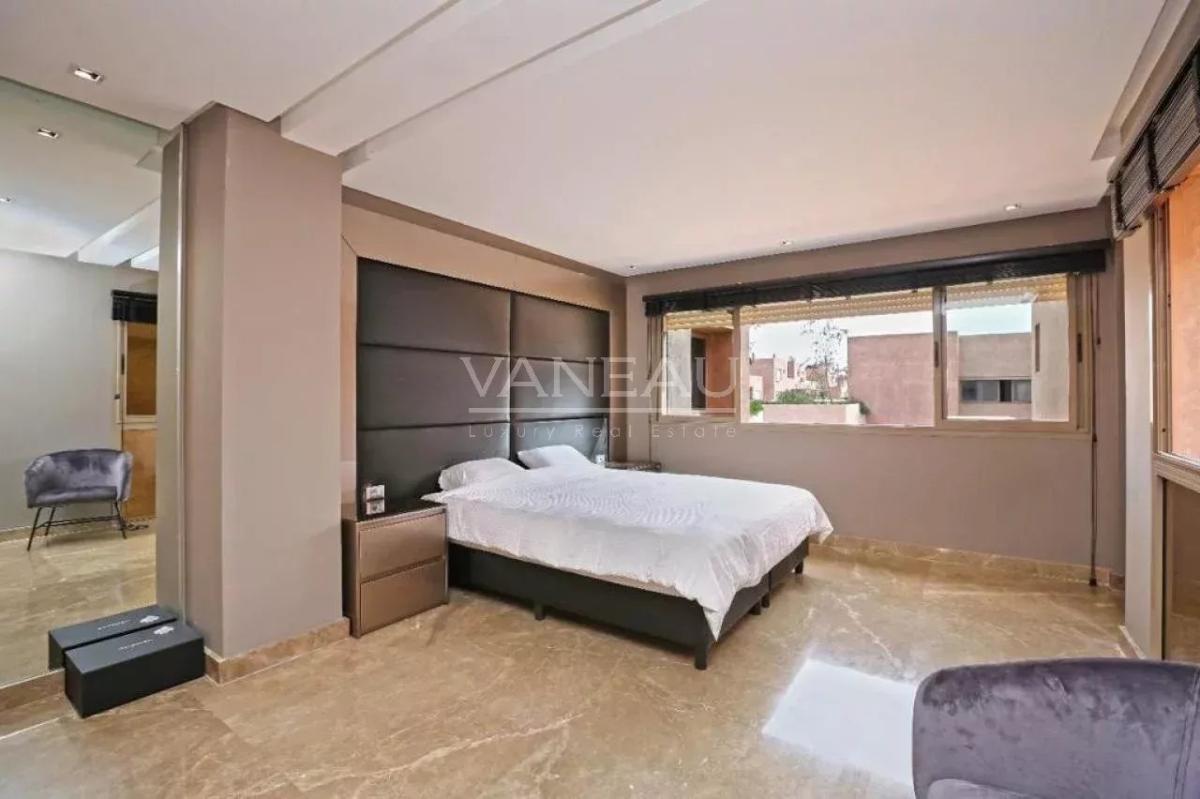 Très bel appartement contemporain sur golf