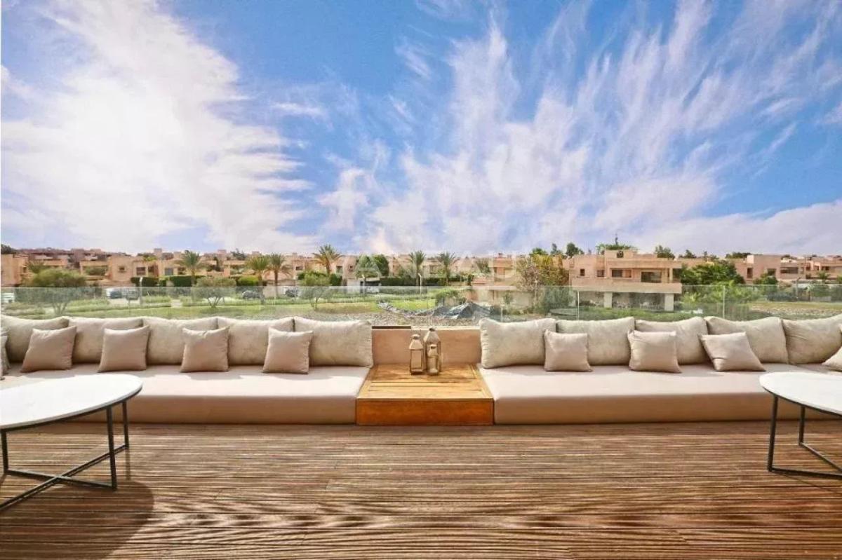 Très bel appartement contemporain sur golf