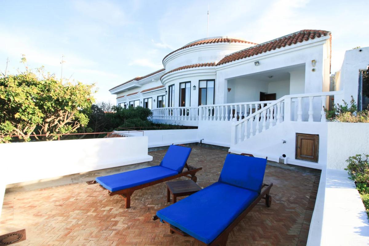 SOMPTUEUSE PROPRIÉTÉ DOMINANT LA MER À VENDRE SUR TANGER