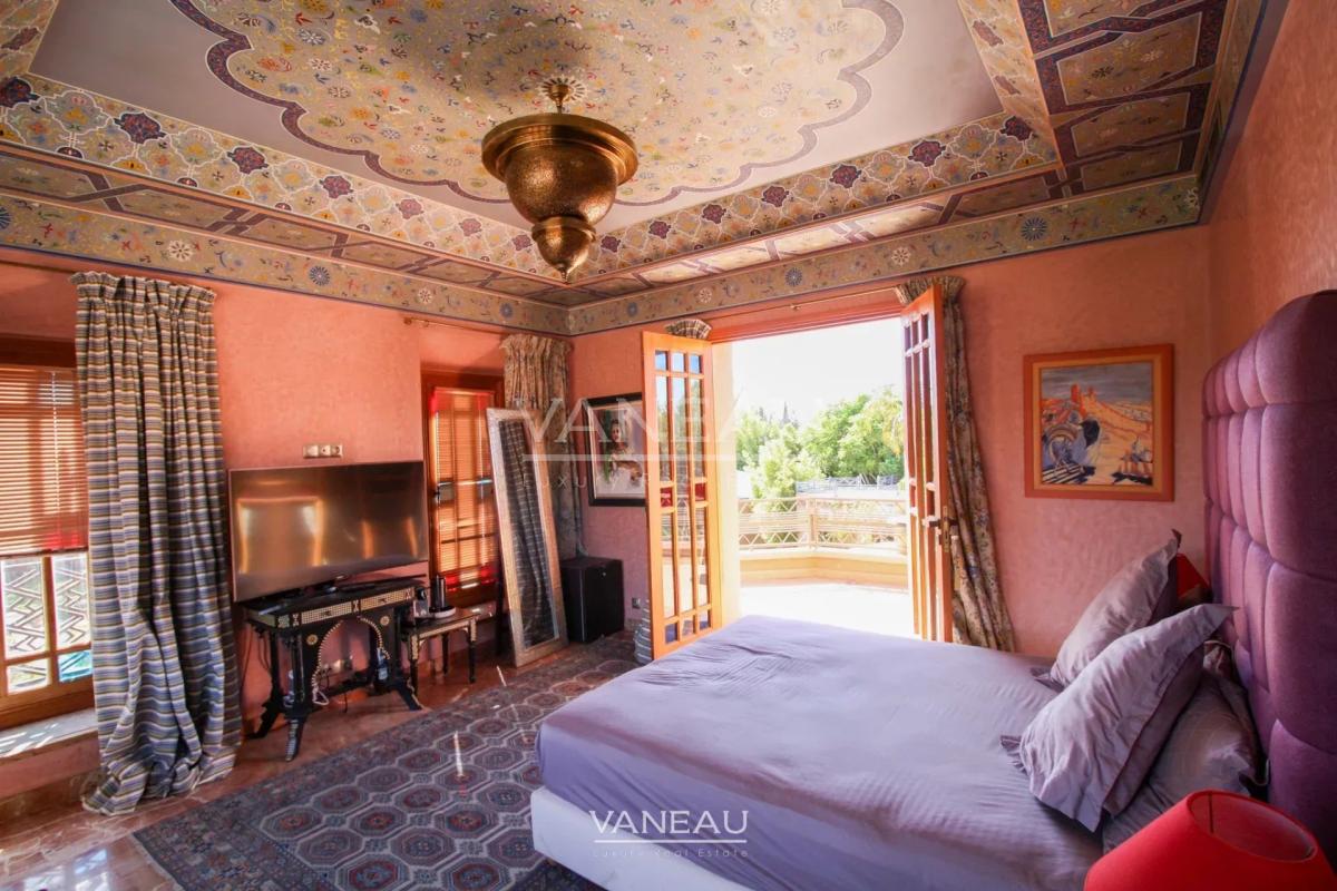 BELLE DEMEURE À MARRAKECH À VENDRE AUX ALLURES D'UN PALAIS DES M