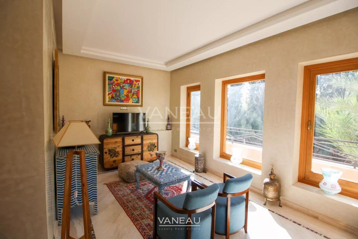 VILLA ARABO-ANDALOUS À VENDRE DANS LA PALMERAIE DE MARRAKECH