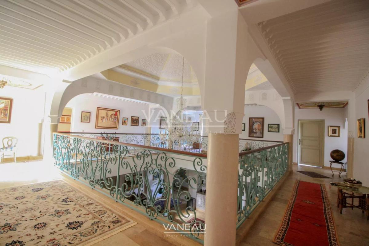 VILLA À VENDRE TYPE RIAD DANS LA PALMERAIE MARRAKECH