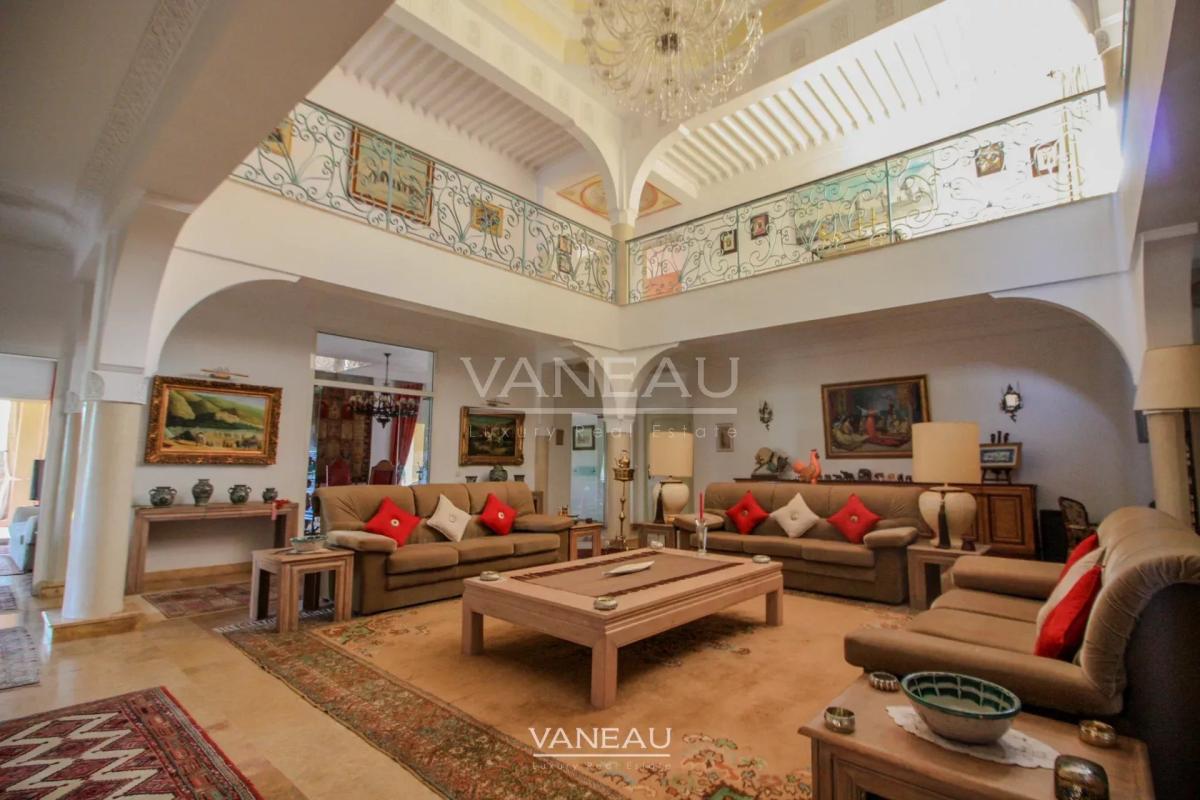 VILLA À VENDRE TYPE RIAD DANS LA PALMERAIE MARRAKECH