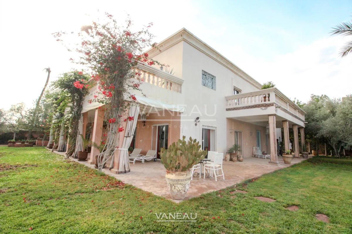 VILLA À VENDRE TYPE RIAD DANS LA PALMERAIE MARRAKECH
