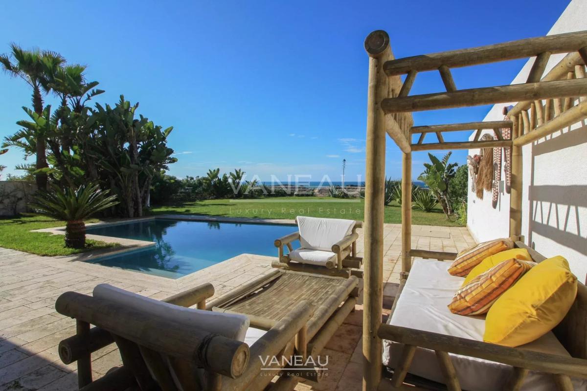 Villa d'exception pied dans l'eau a proximité de Rabat