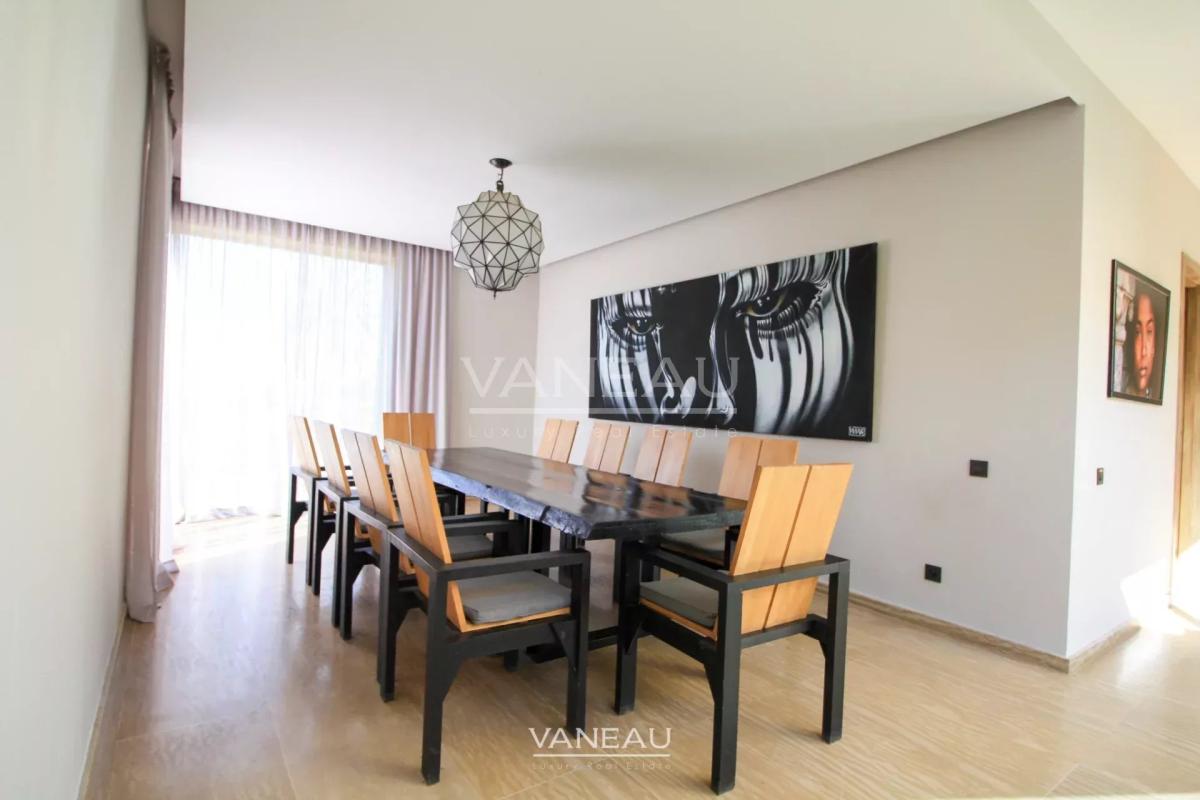 VENTE MAGNIFIQUE VILLA CONTEMPORAINE SUR GOLF