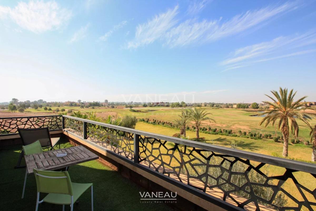 VENTE MAGNIFIQUE VILLA CONTEMPORAINE SUR GOLF