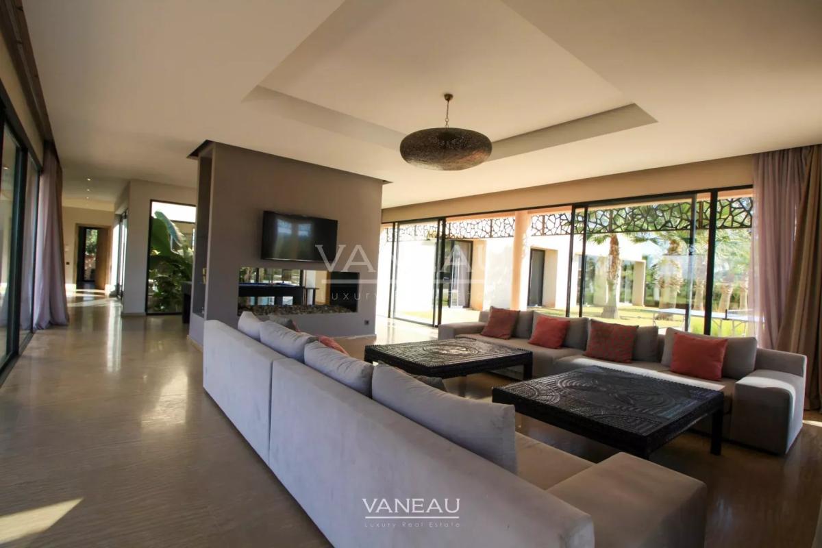 VENTE MAGNIFIQUE VILLA CONTEMPORAINE SUR GOLF