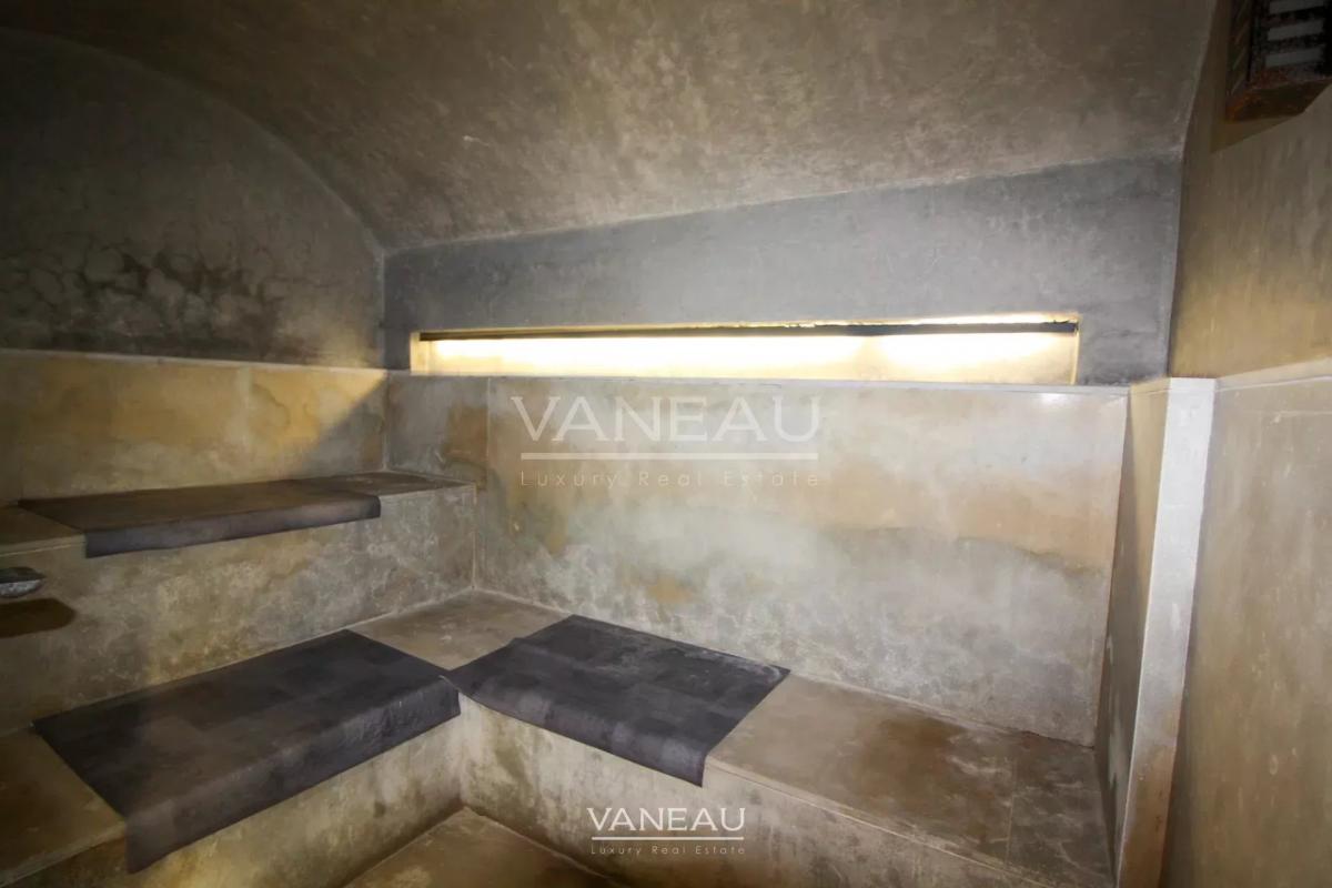 VENTE MAGNIFIQUE VILLA CONTEMPORAINE SUR GOLF
