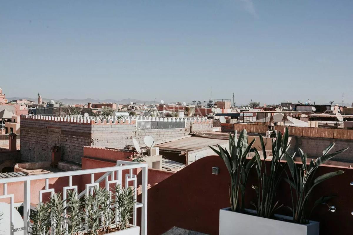 Très beau riad 3 chambres(possibilité 4) à riad Larousse
