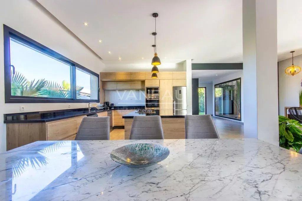 Magnifique villa de 5 suites de plain-pied