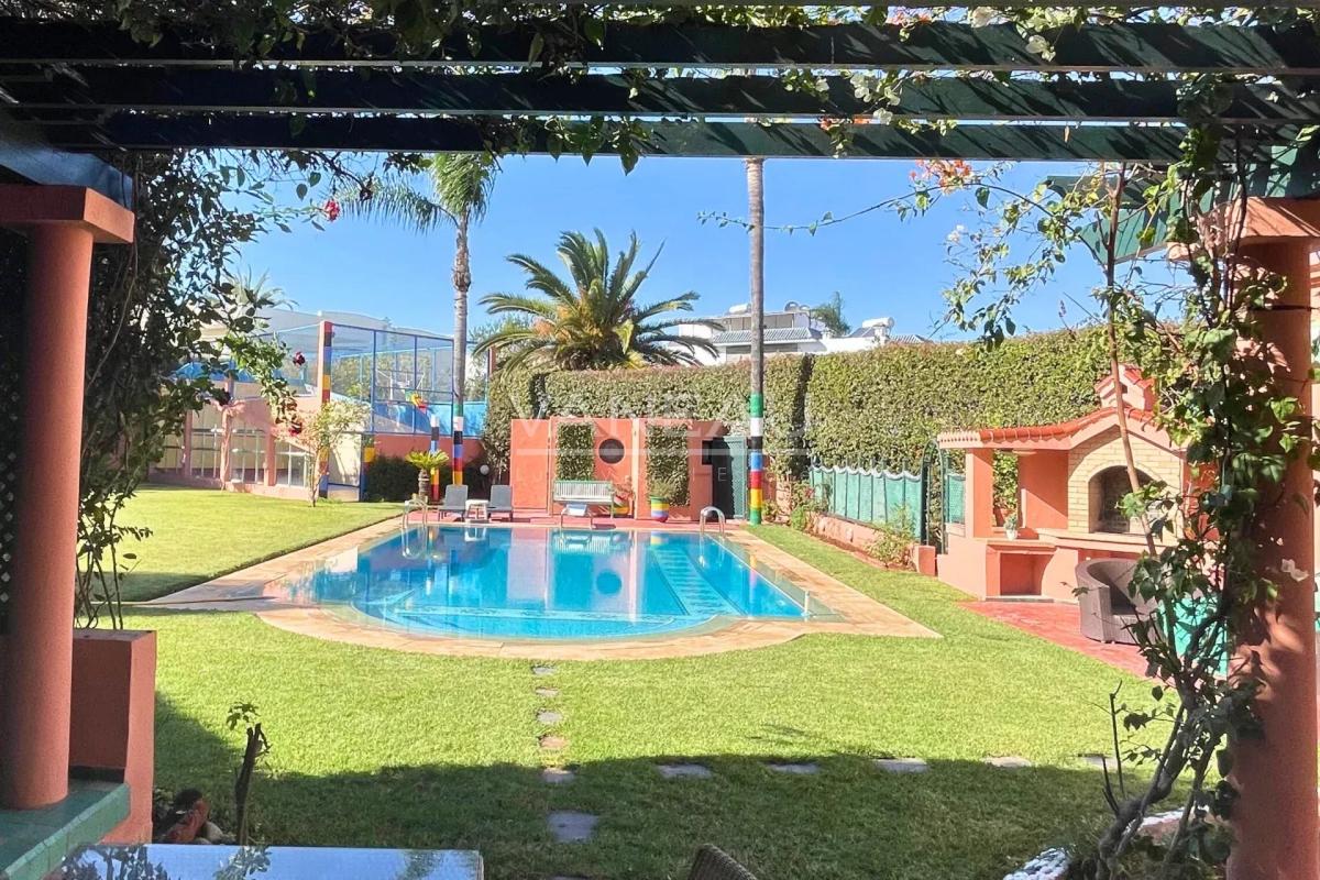 VENTE VILLA DE LUXE AU COEUR DE CASABLANCA