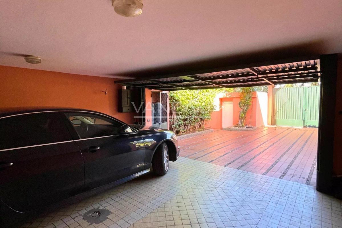 VENTE VILLA DE LUXE AU COEUR DE CASABLANCA