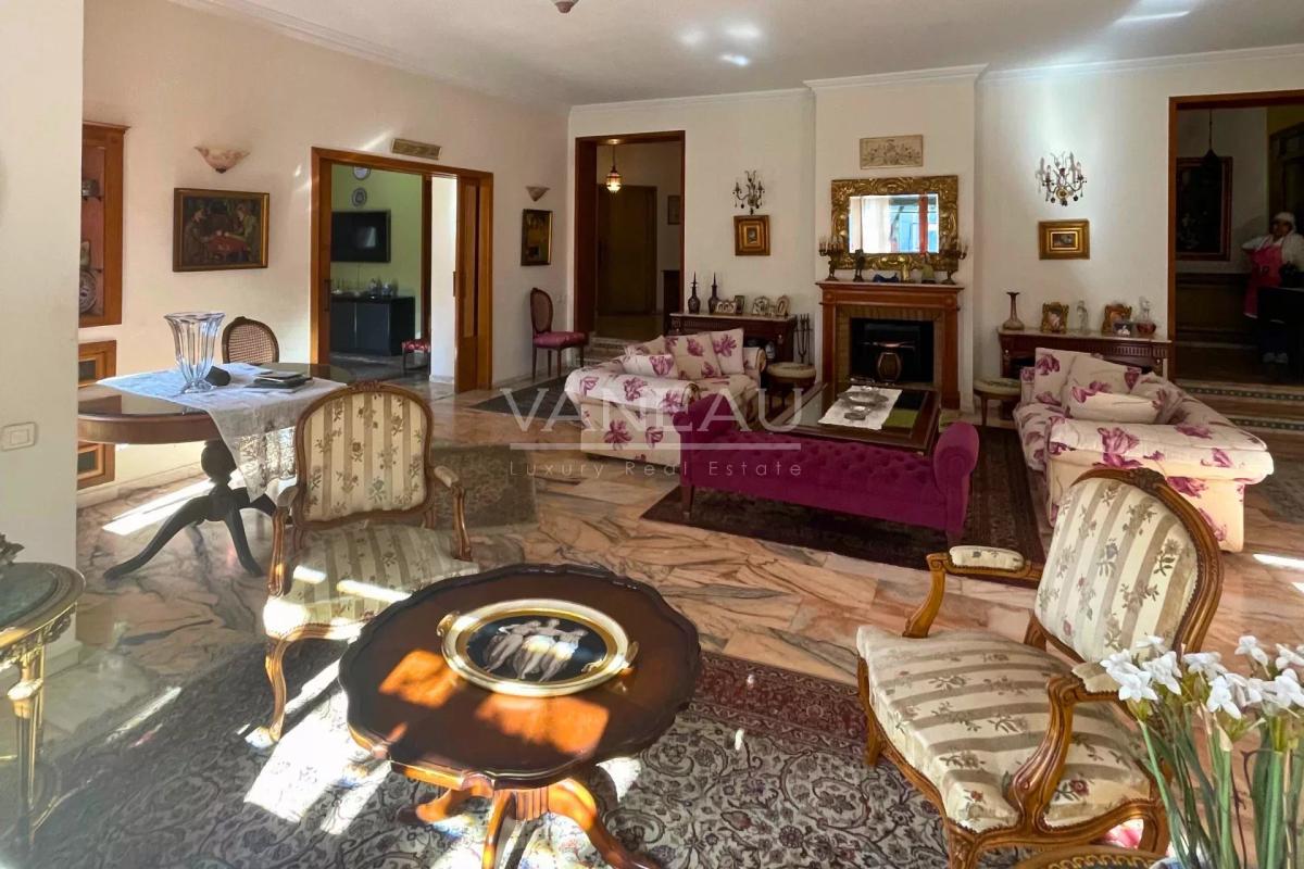 VENTE VILLA DE LUXE AU COEUR DE CASABLANCA