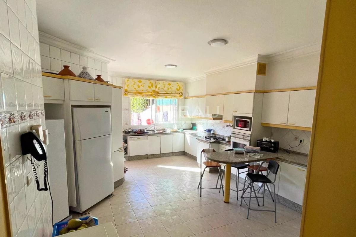 VENTE VILLA DE LUXE AU COEUR DE CASABLANCA