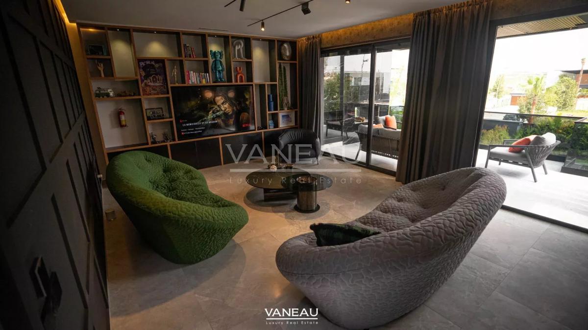 Vente villa meublée d'Exception Baignée de Soleil à Bouskoura: L