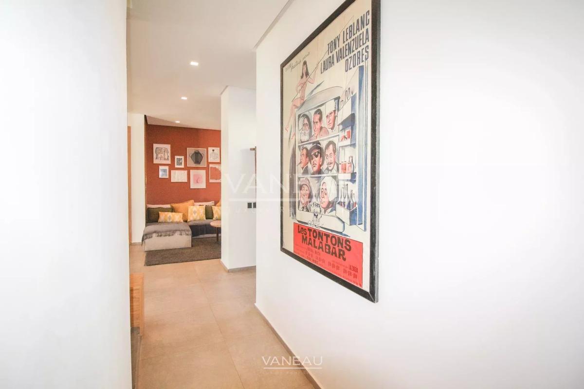 SOMPTUEUSE VILLA EN PREMIÈRE LIGNE DE GOLF À VENDRE
