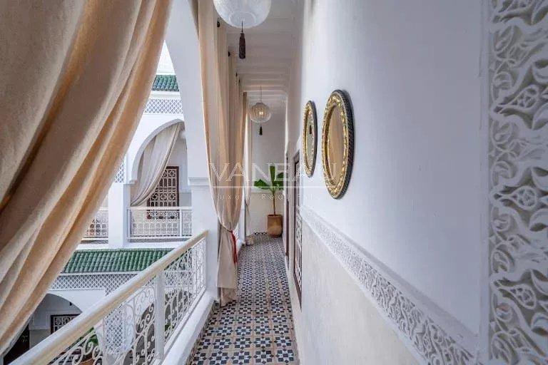 Magnifique riad maison d'hote de 10 chambres en médina