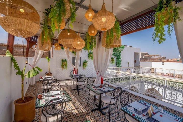 Magnifique riad maison d'hote de 10 chambres en médina