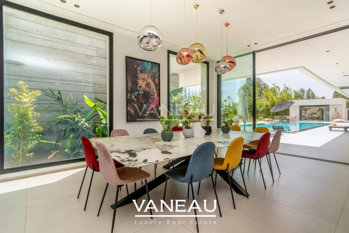 Villa Contemporaine d’Architecte et Domotique Intégrée