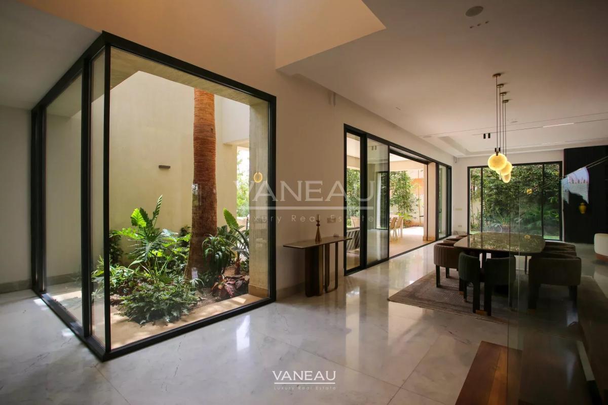 Superbe villa neuve au sein d'un golf reputé