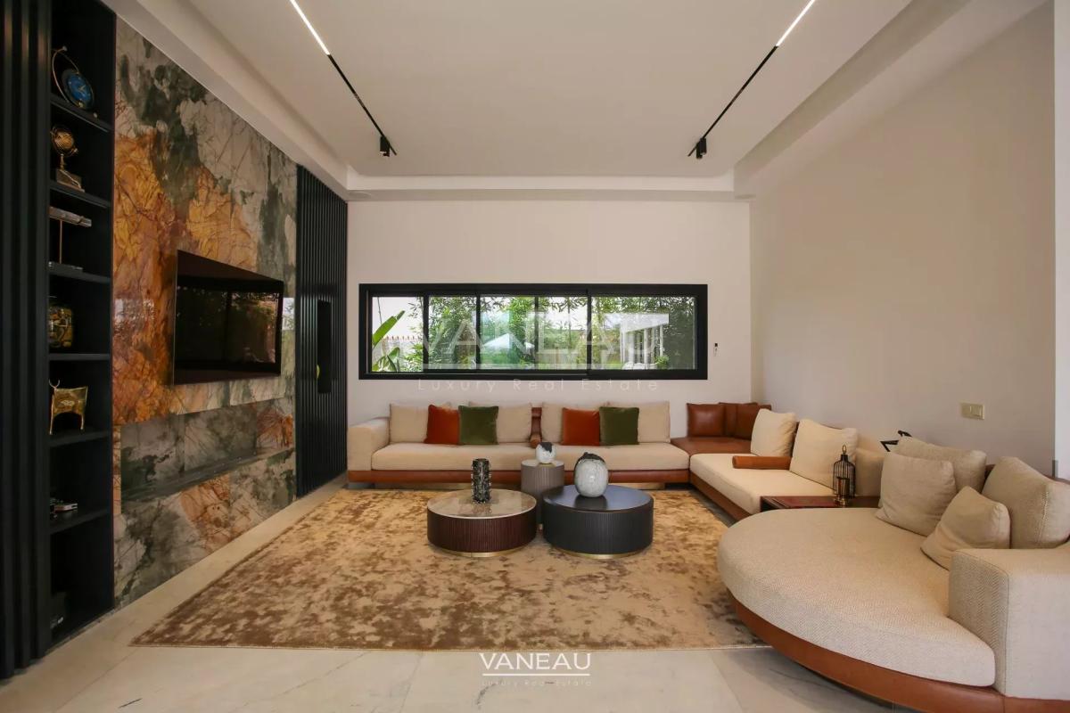 Superbe villa neuve au sein d'un golf reputé