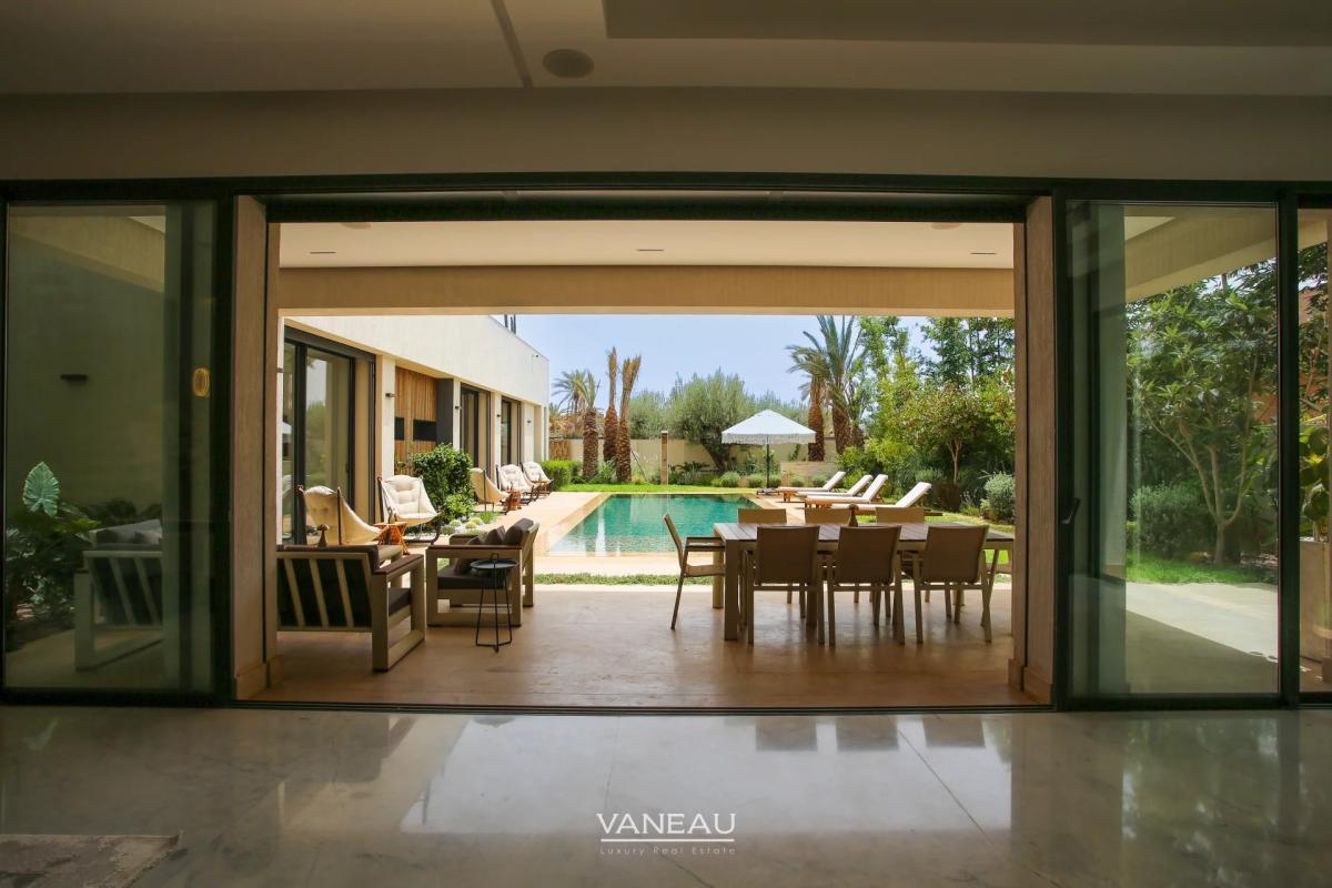 Superbe villa neuve au sein d'un golf reputé