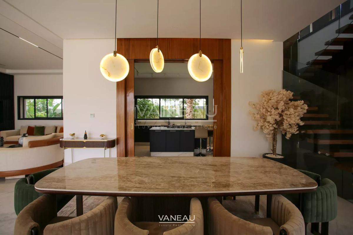 Superbe villa neuve au sein d'un golf reputé