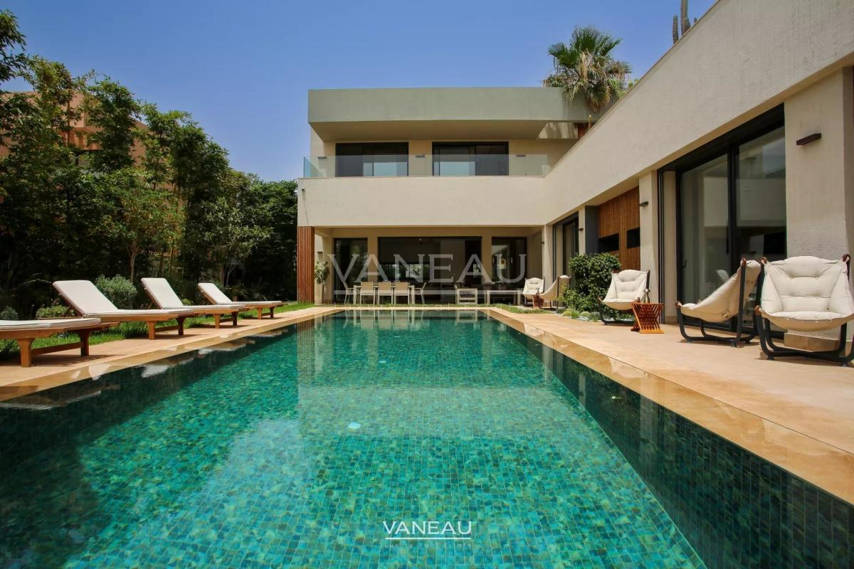 Superbe villa neuve au sein d'un golf reputé