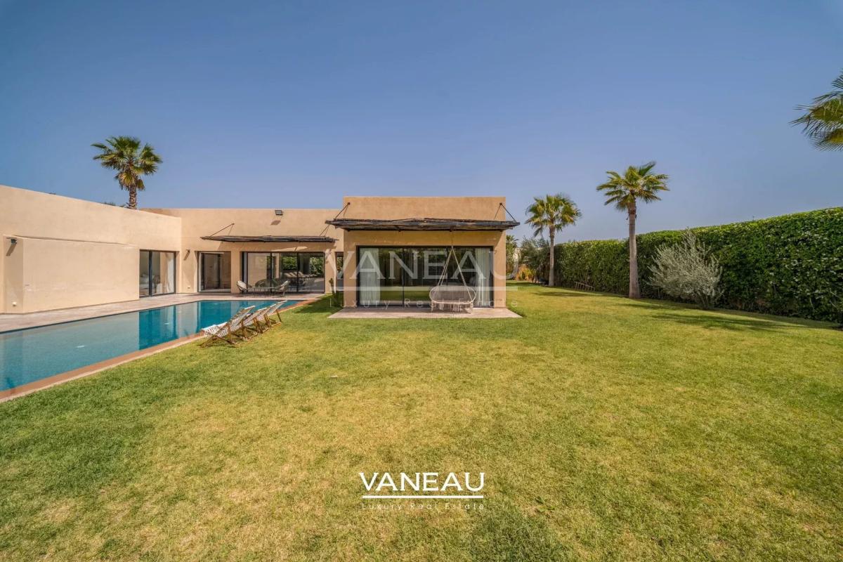 Villa de plain pied 4 suites Terrain 1460m2